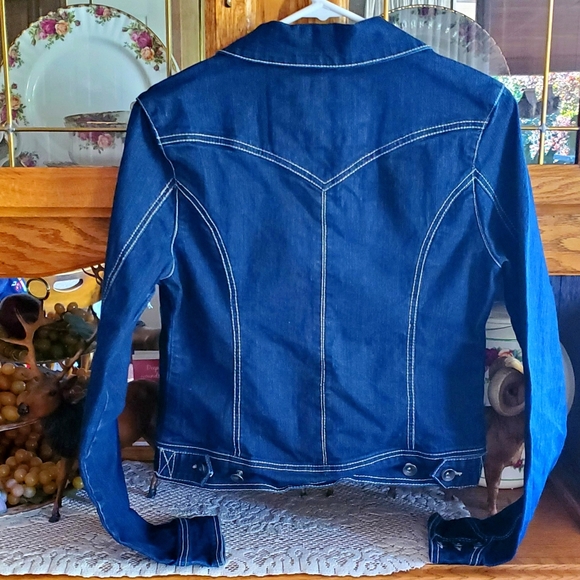 RUE 21 DENIM JACKET ~🎊HP🎊 - Picture 2 of 4